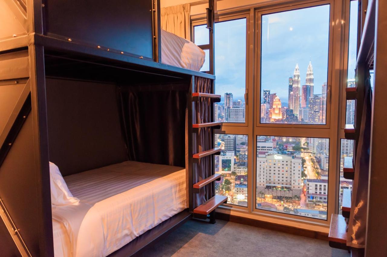 Tuxedo Kl No.1 Rooftop Pool W Skyscraper Views Hotel Kuala Lumpur Exterior foto